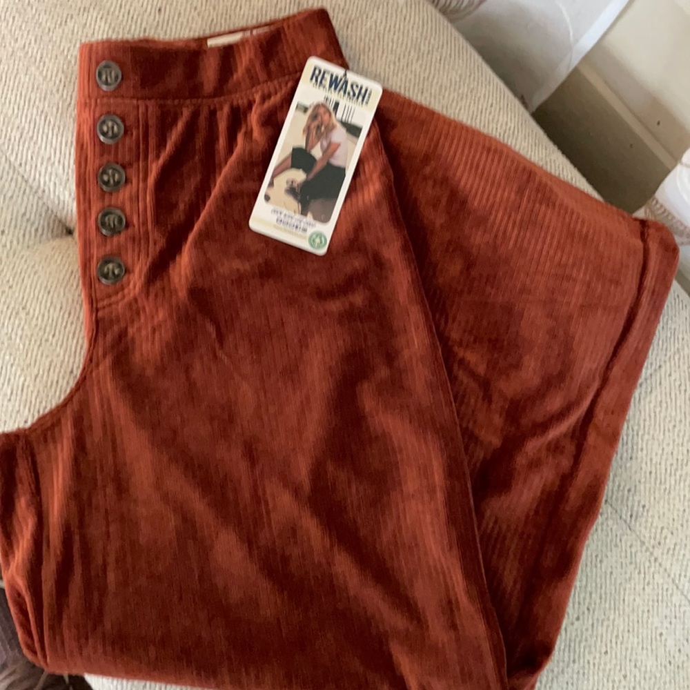 Wide leg cropped pants